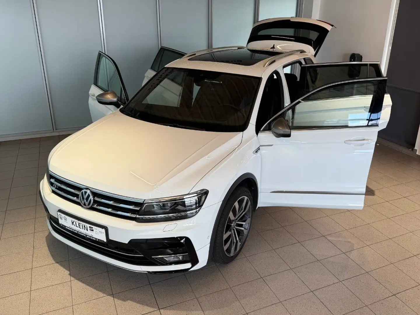 Volkswagen Tiguan Allspace 2.0 TDI Highline 4Motion AHK, Pano, Area- Weiß - 2
