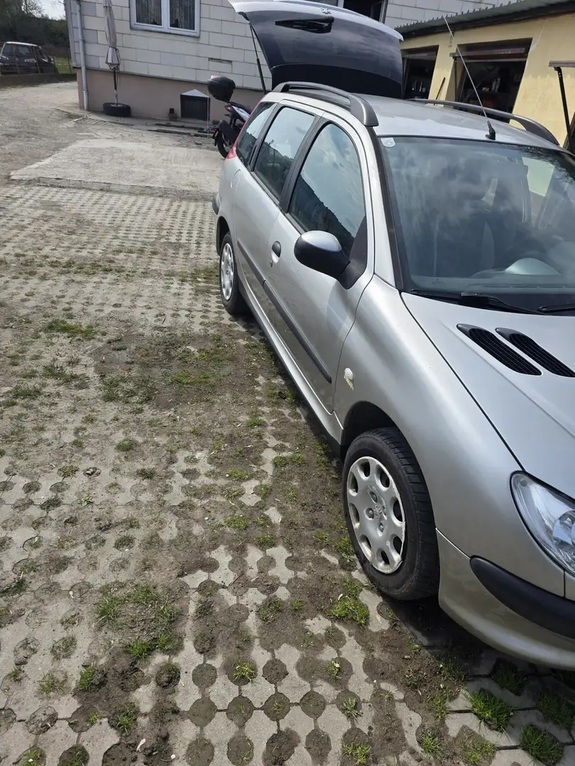 Peugeot 206 SW Junior HDI 70 - 2