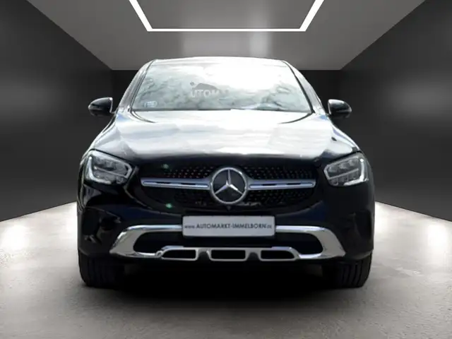 Mercedes-Benz GLC view 8