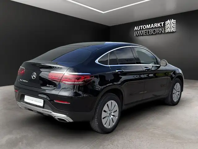 Mercedes-Benz GLC view 6