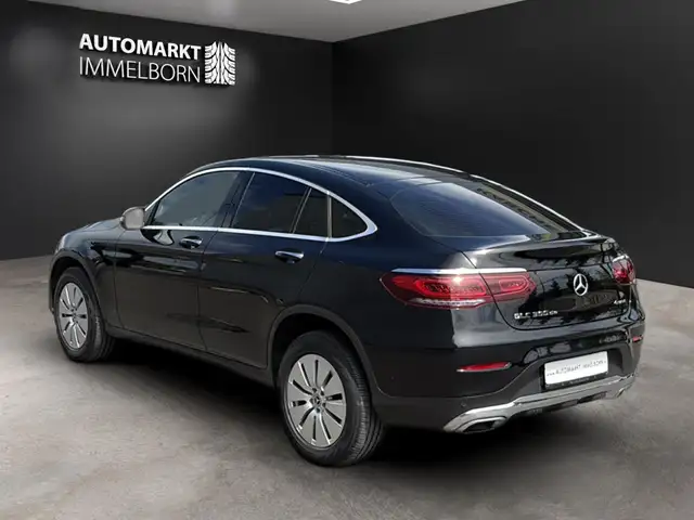 Mercedes-Benz GLC view 5