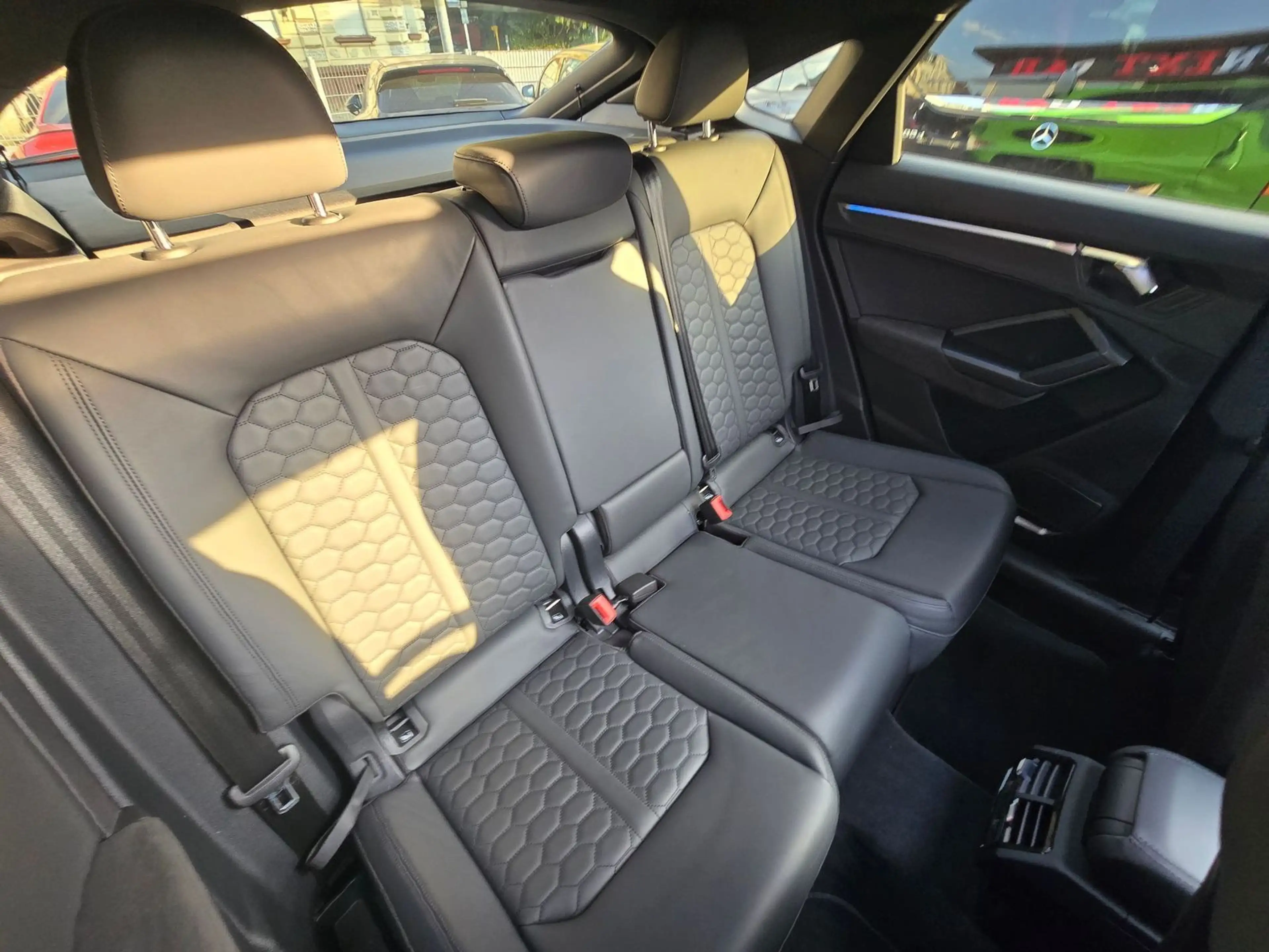 Audi RS Q3 RS Q3 2.5 TFSI quattro*RS.Abgas*Pano*B&O*Carbon* — photo 14