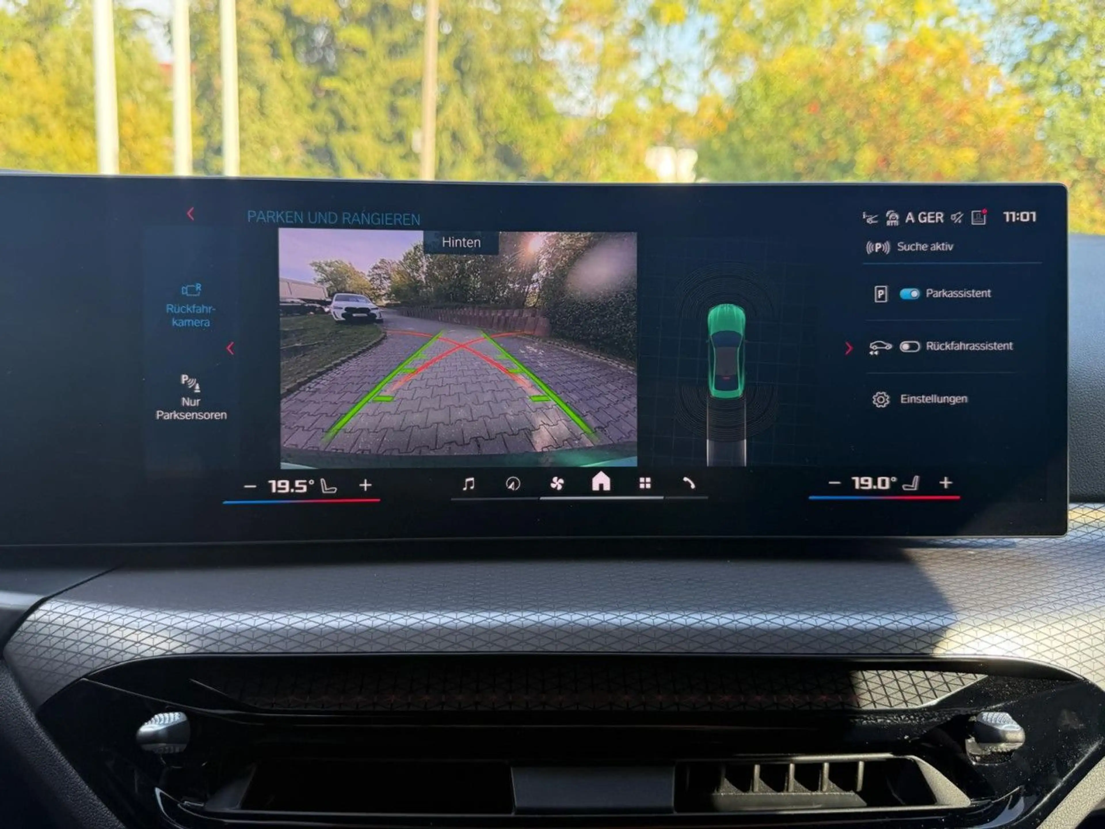 BMW M4 Comp.Leder CarbonD.Compound HUD LivePr.Ha/Ka — photo 11