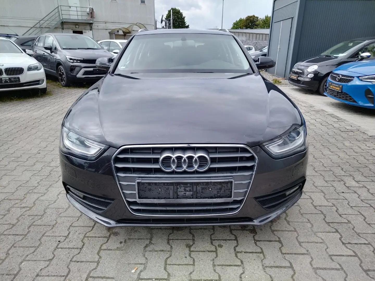 Audi A4 Avant 3.0 TDI Ambiente+T.LEDER+SHZ+NAVI+AHK Gris - 1