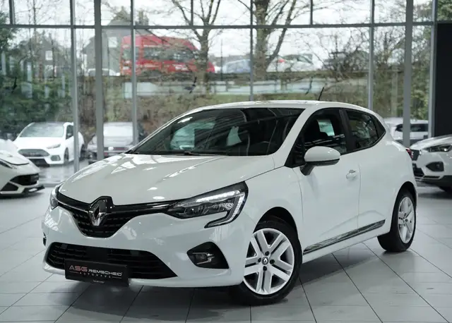 Renault Clio main image