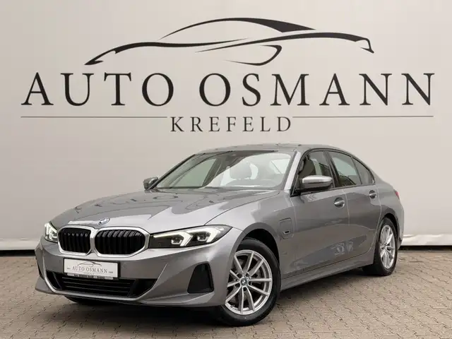 BMW 320 e Aut.| AHK | Live Cockpit | HUD| LED | RFK
