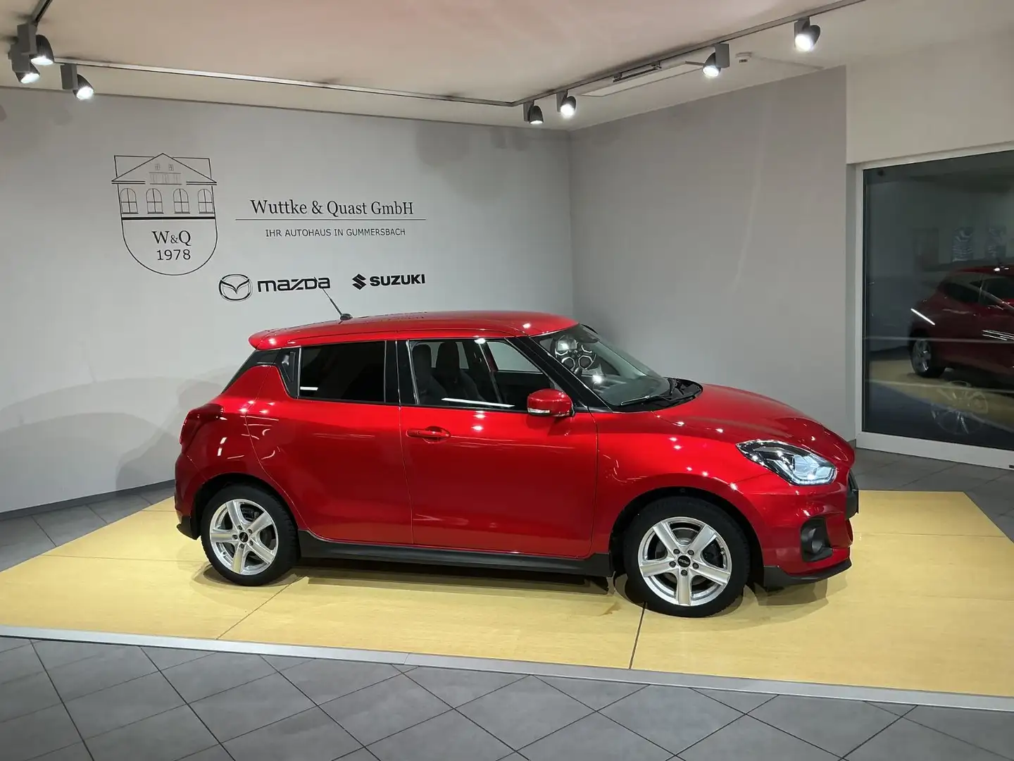 Suzuki Swift SWIFT SPORT*Bluetooth*8-fach bereift*129PS* Rouge - 2