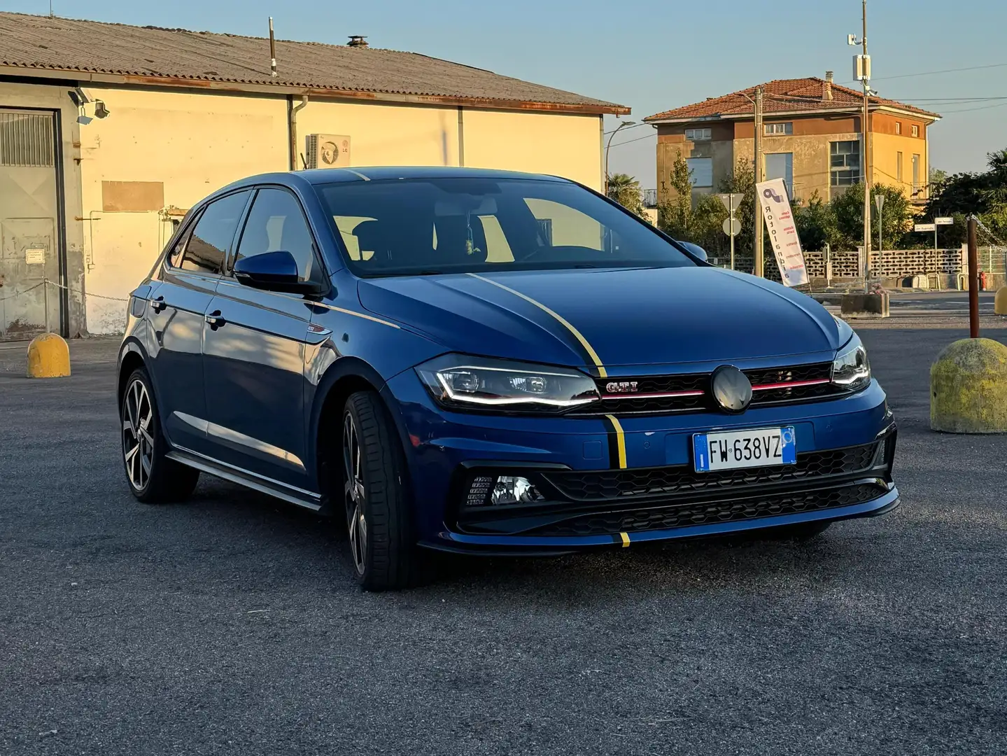 Volkswagen Polo GTI Polo 5p 2.0 tsi GTI 200cv dsg Blu/Azzurro - 1