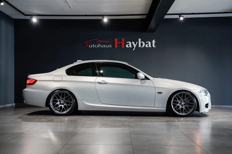 BMW 335 i E92 Coupe LCI M Sportpaket *Deutsch* — photo 4