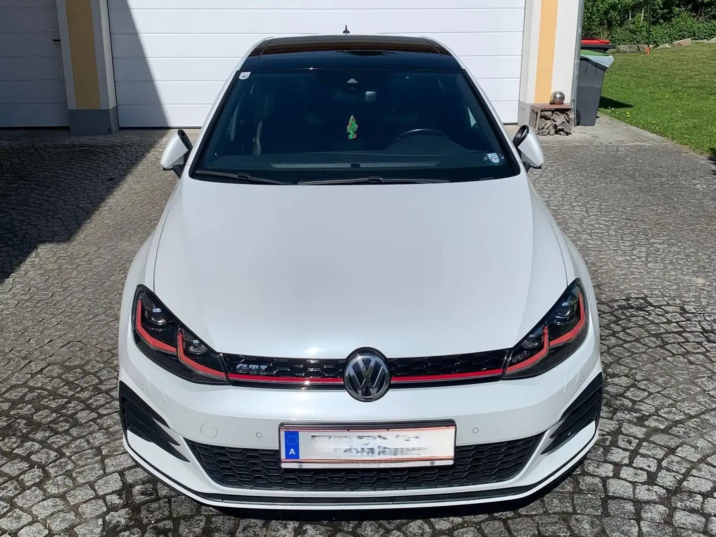 Volkswagen Golf GTI Golf GTI 2,0 TSI DSG GTI Weiß - 2