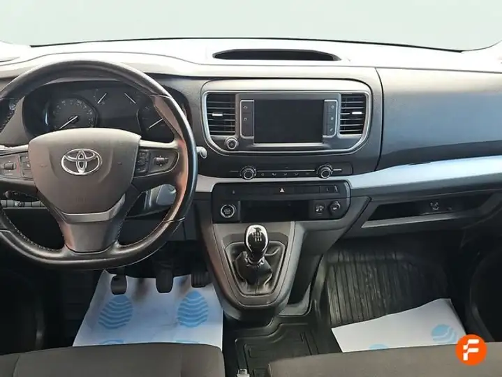 Toyota Proace 2023, foto 10