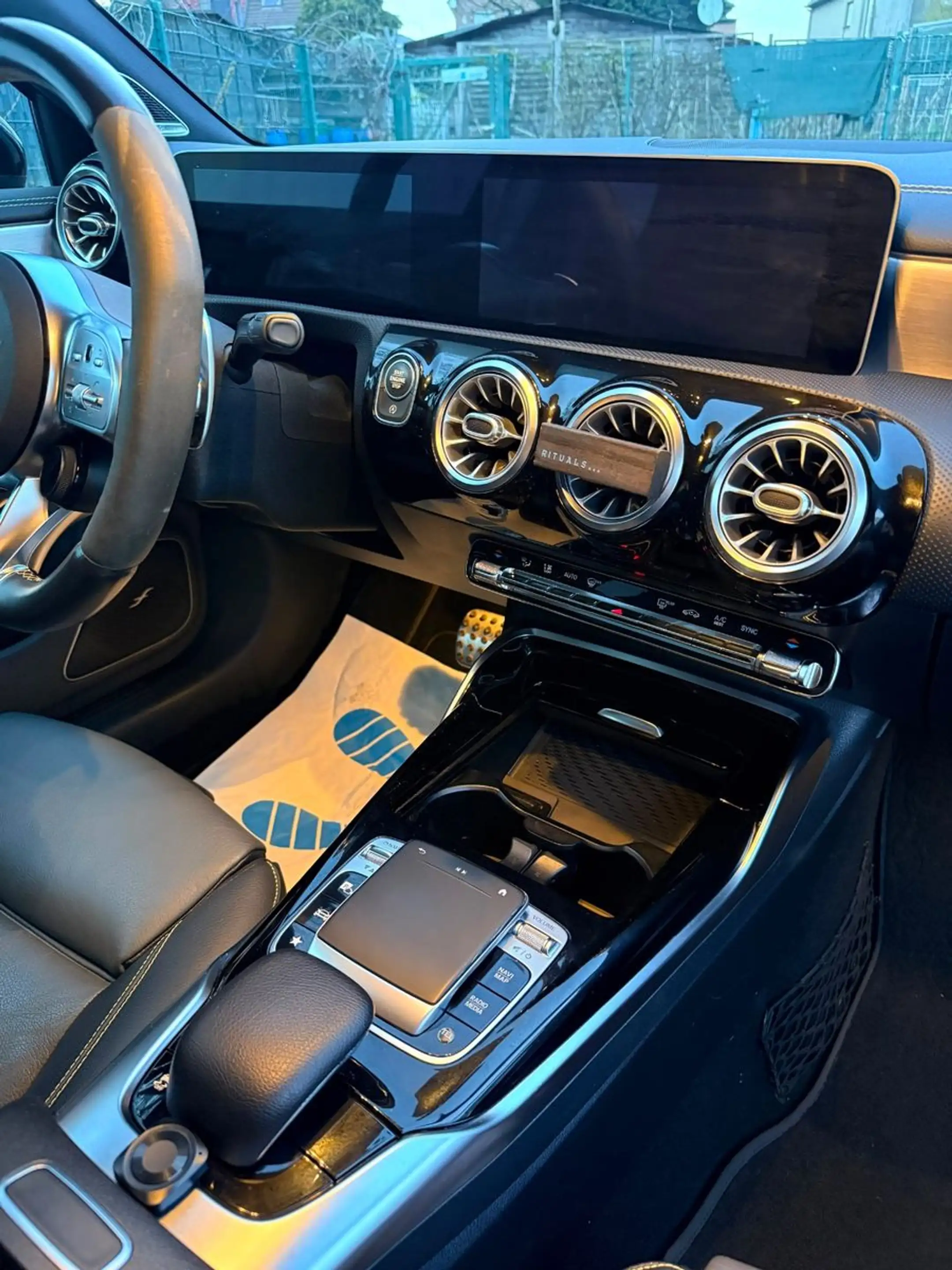 Mercedes-Benz A 45 AMG A 45 S  AMG|Pano|Hud|Aerodynamic|Led|360°Kamera| — photo 7