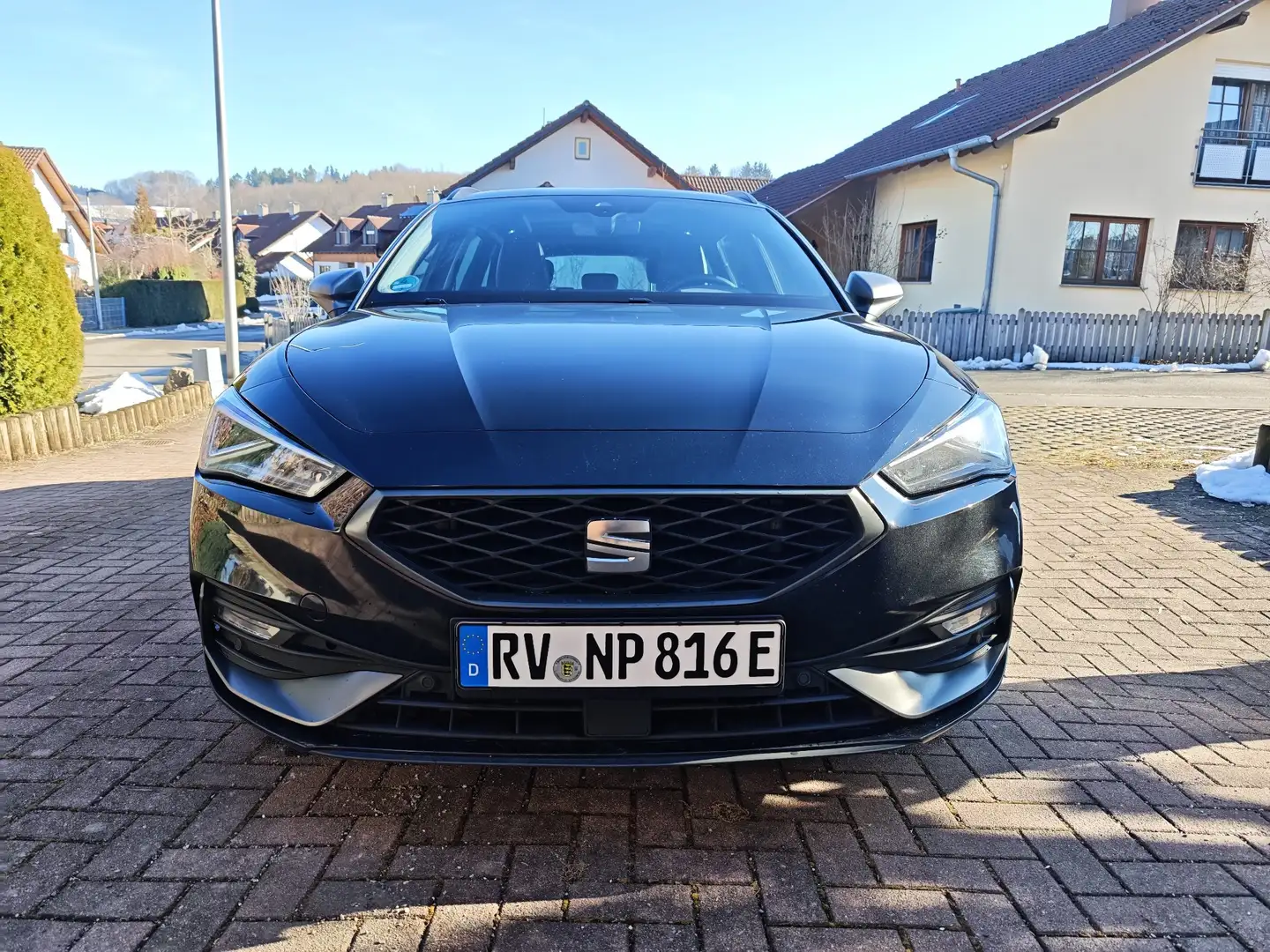 SEAT Leon e-Hybrid FR - 2