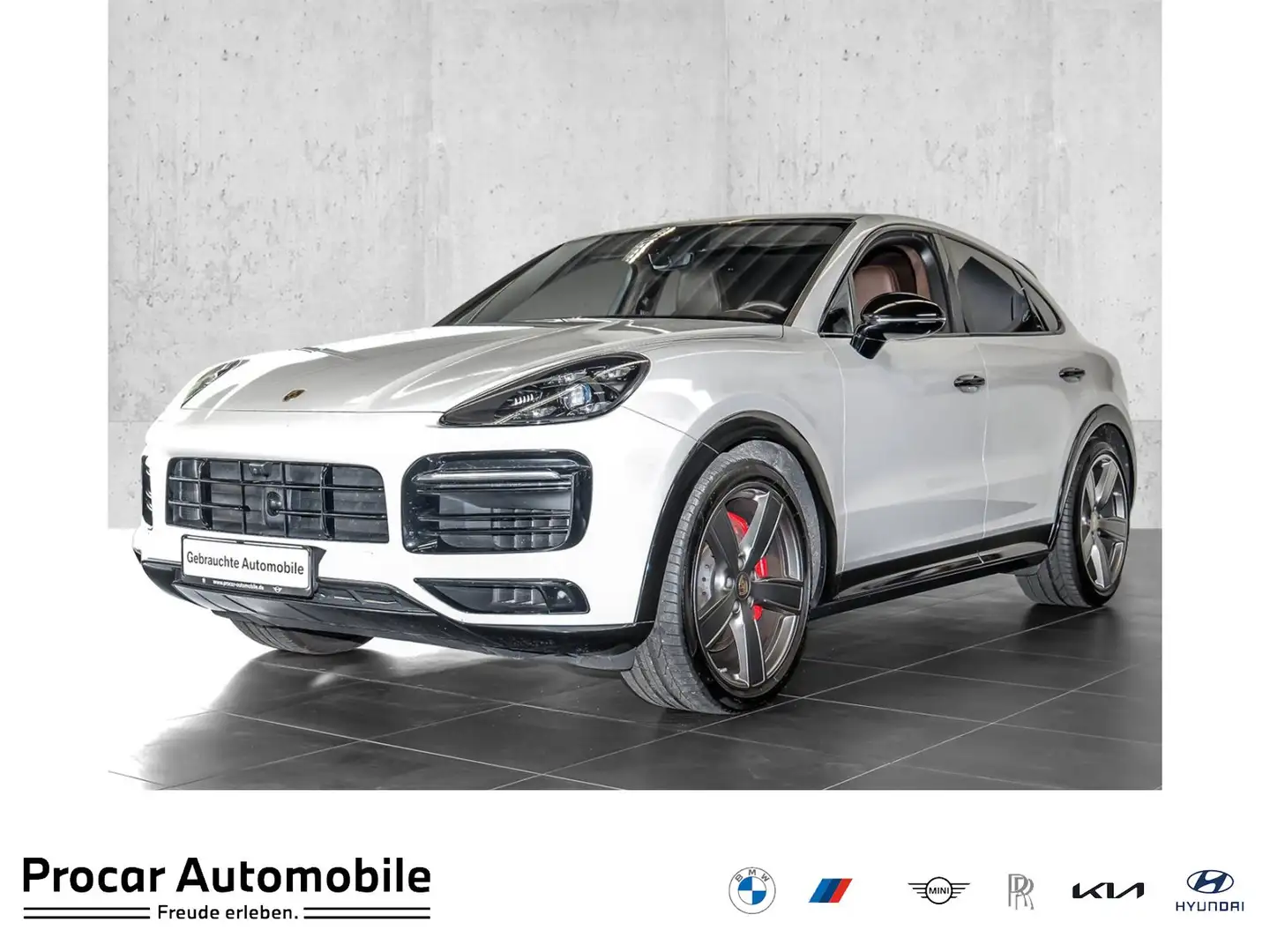 Porsche Cayenne GTS Coupé Navi Bose PANO LED Matrix Standhzg. Luft Grau - 1