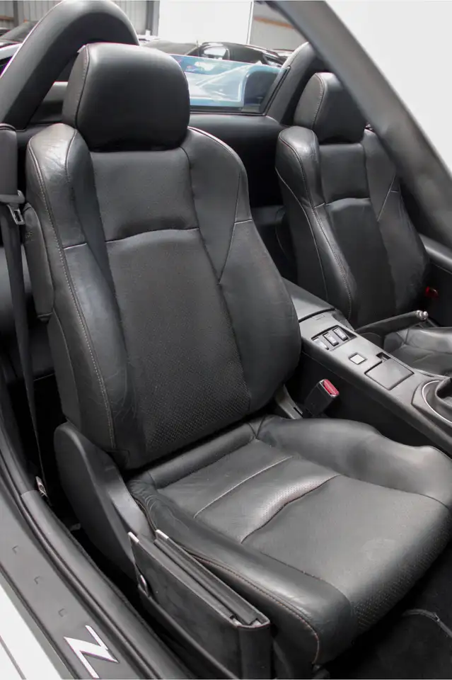 NISSAN 350Z ROADSTER - 3.5 V6 281 ch - 117 522KMS - CUIR - TOIT OUVRANT