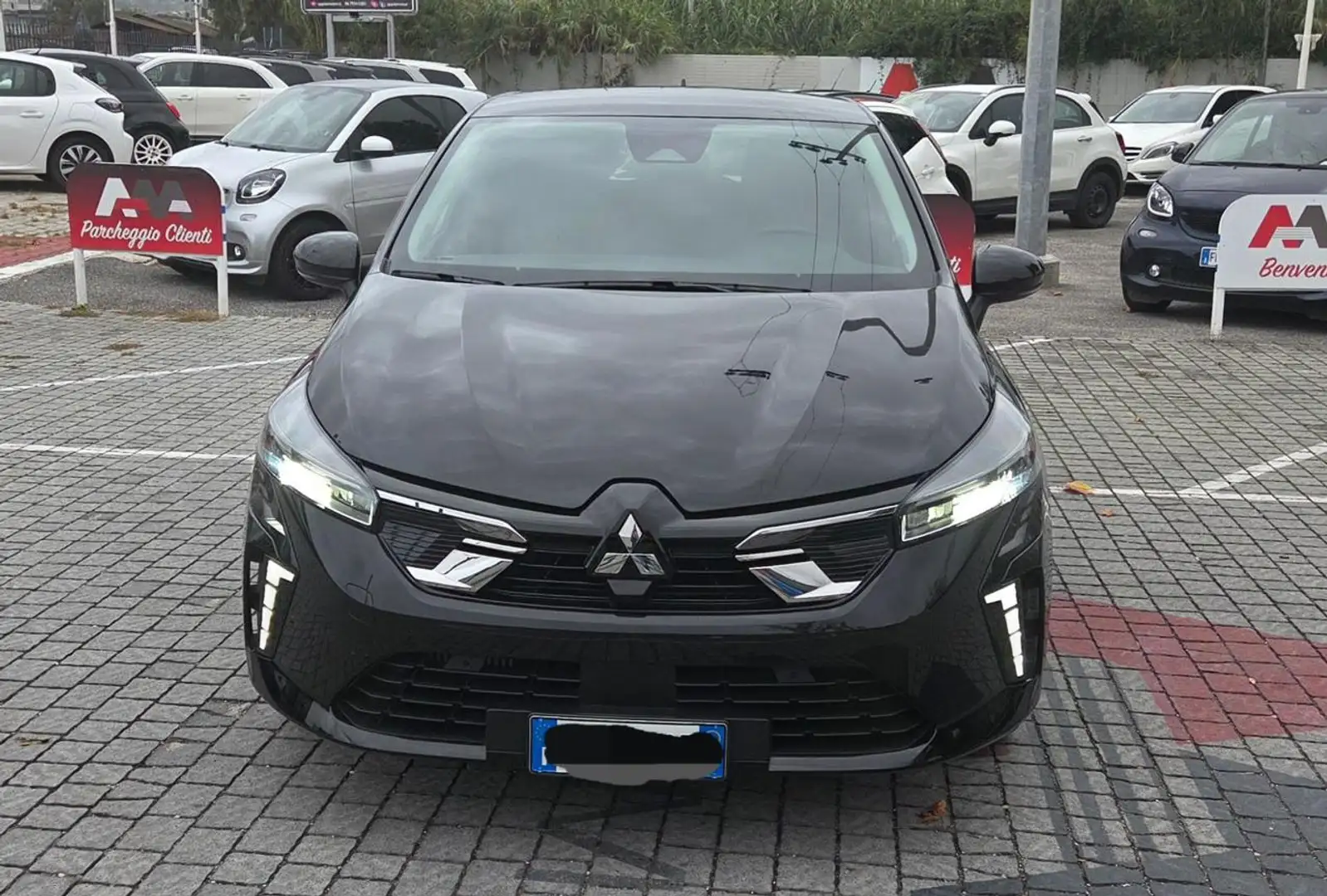 Mitsubishi Colt 1.0L turbo 90 CV Invite Negro - 2