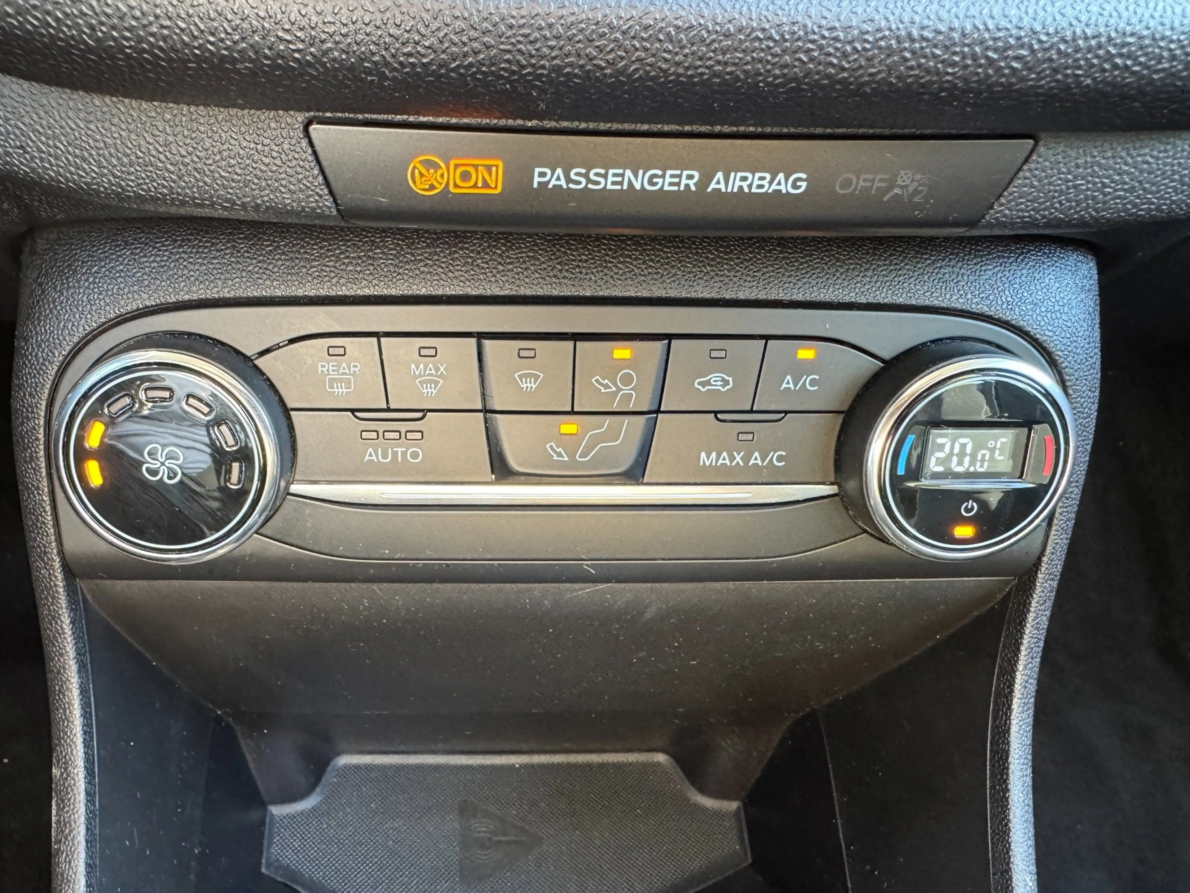Ford Fiesta 1.0 EcoBoost Titanium top onderhouden|CarPlay/Andr — photo 23