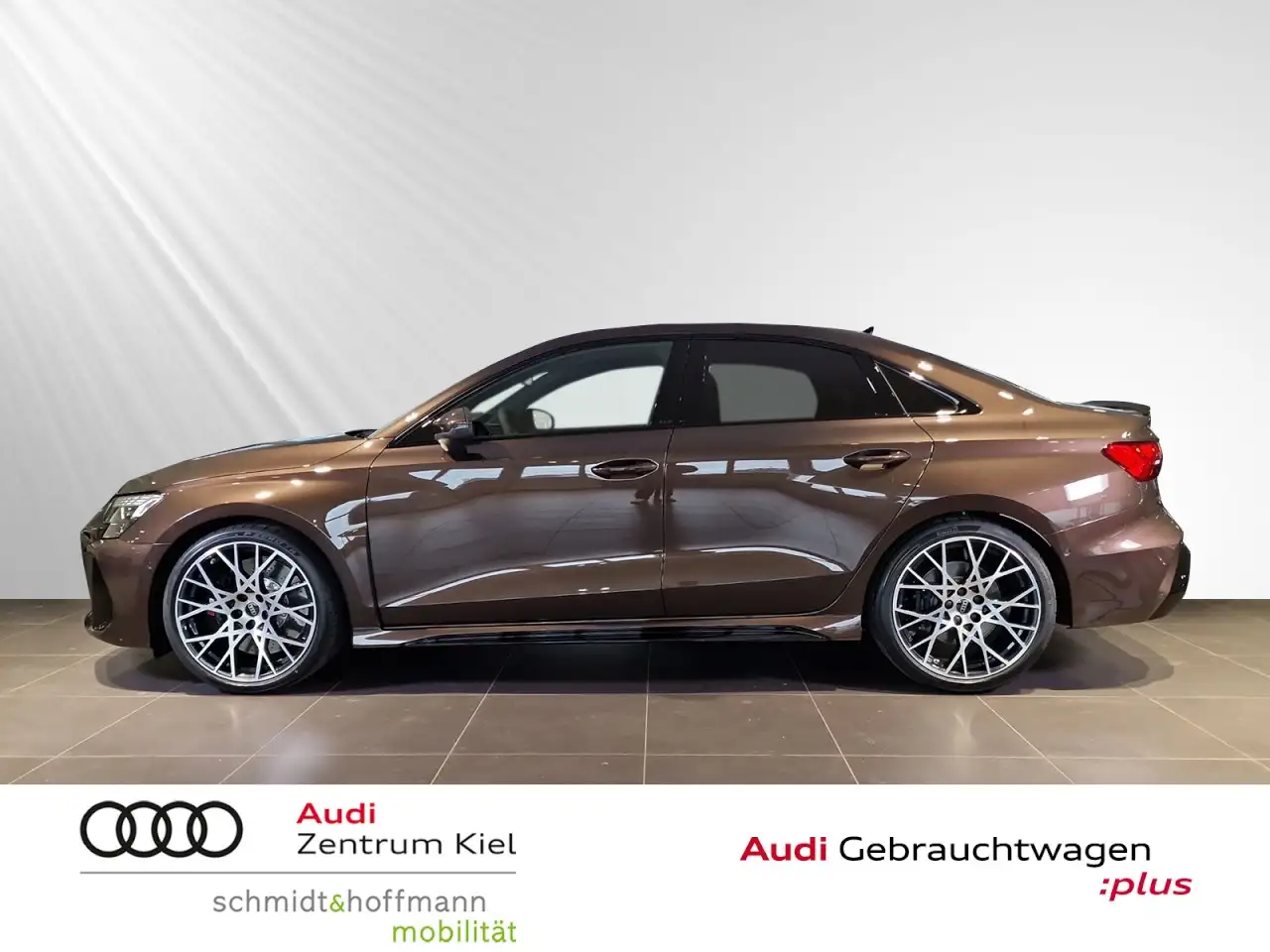 Audi RS3 Limousine TFSI quattro S-tronic Navi+ LED Klima 3
