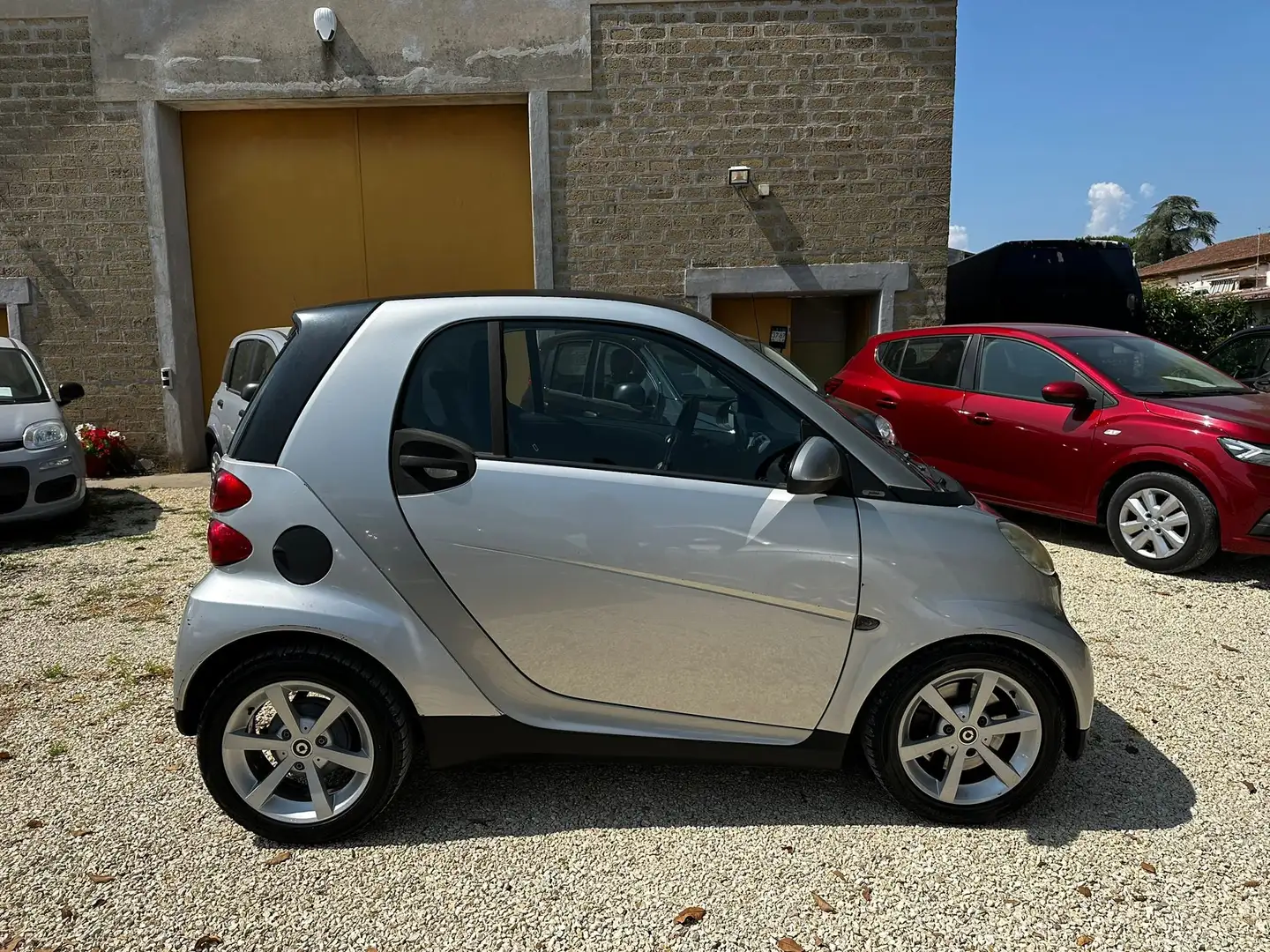 smart forTwo Fortwo 1.0 mhd Pulse 71cv Silber - 2