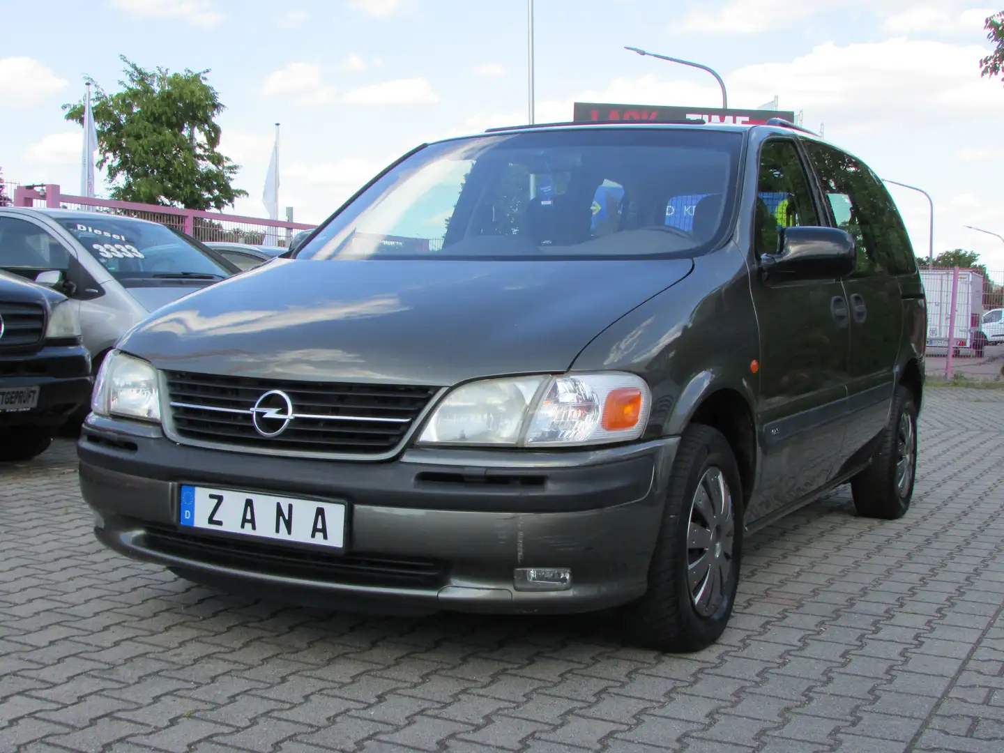 Opel Sintra 2.2 16V GLS 7 Sitzer Grau - 1