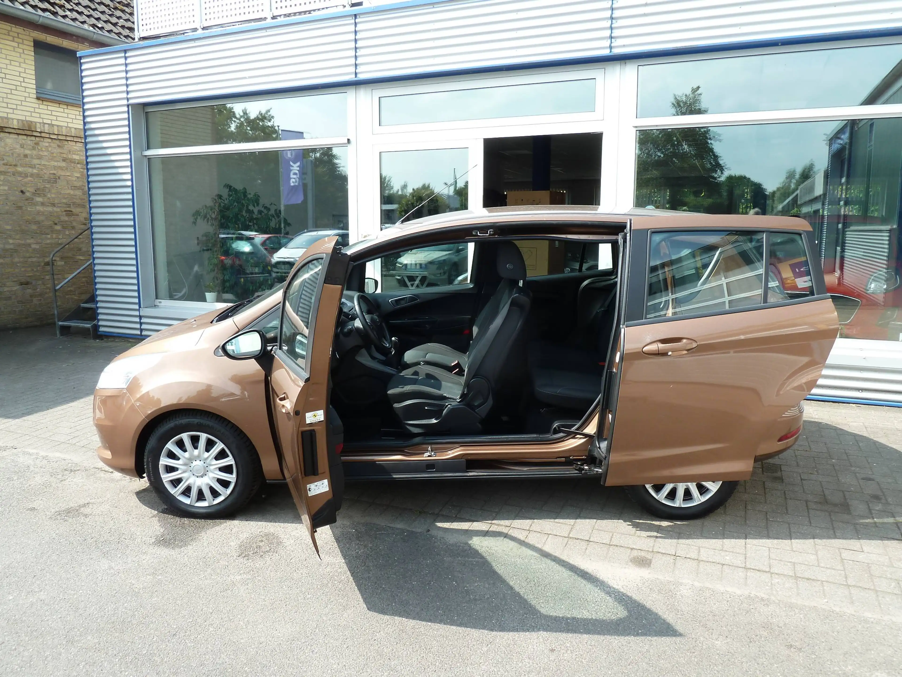 Ford B-Max Trend — photo 6