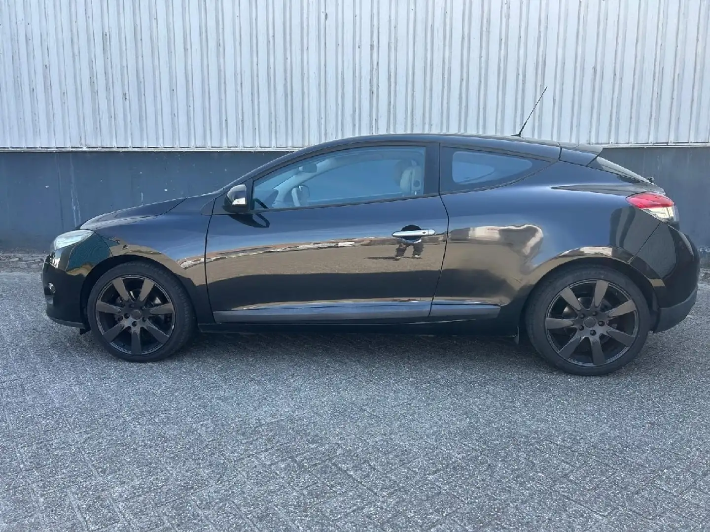 Renault Megane Coupé 2.0 TCe Privilège Zwart - 2