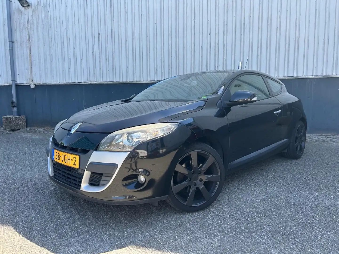 Renault Megane Coupé 2.0 TCe Privilège Zwart - 1