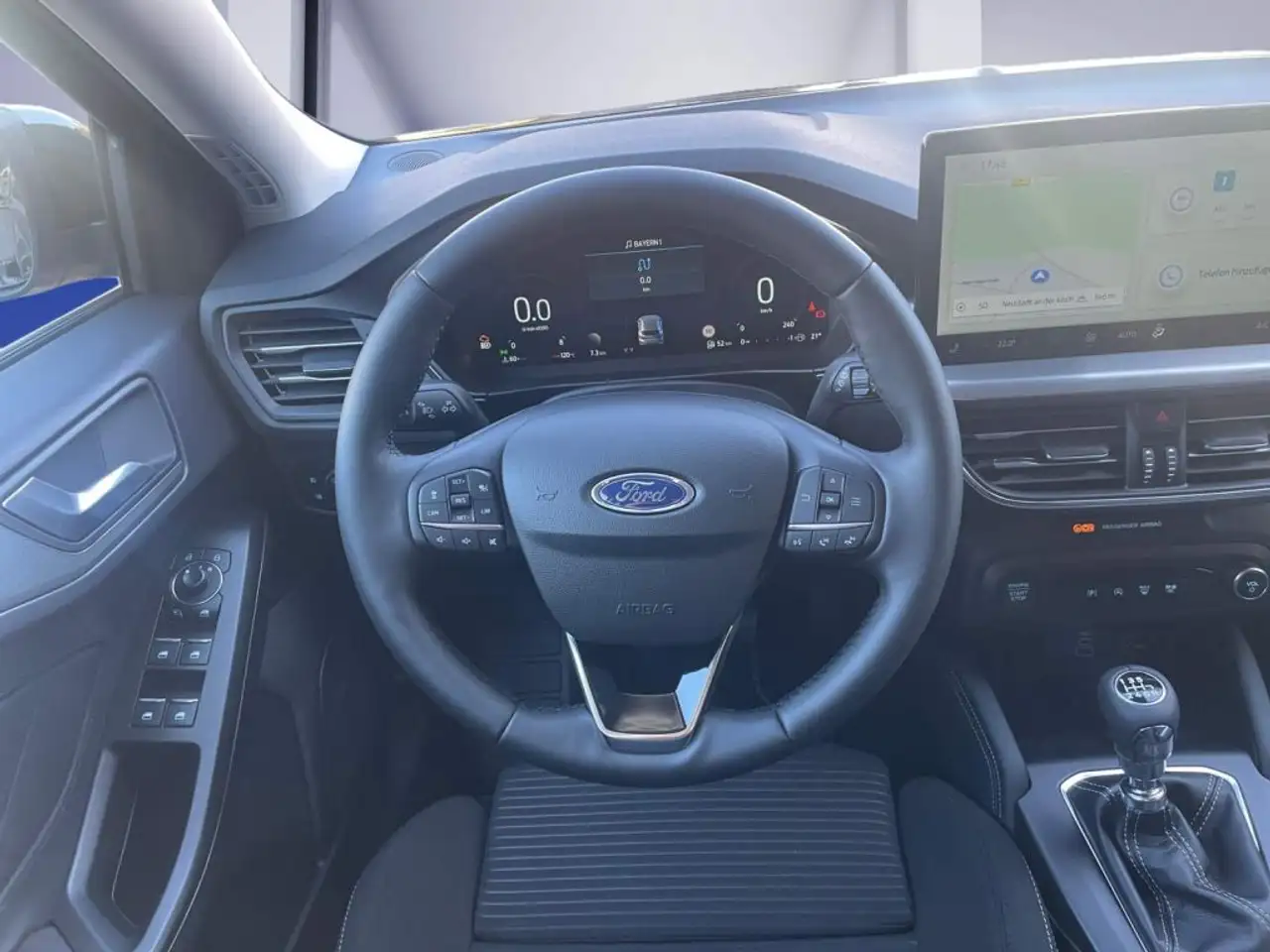 Ford Focus 1.0 MHEV TITANIUM X *WinterPk*Ergo* 11