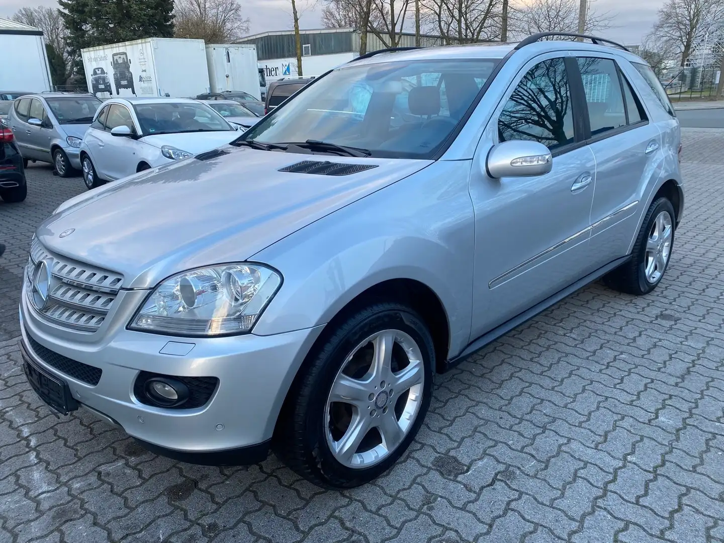Mercedes-Benz ML 320 ML -Klasse ML 320 CDIMotorschaden Zilver - 1