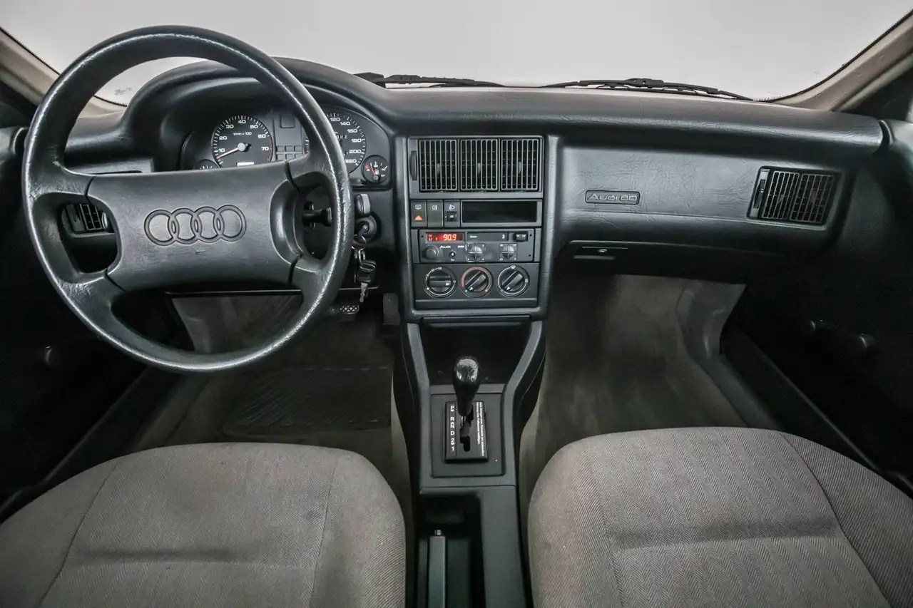 Audi 80, foto 9