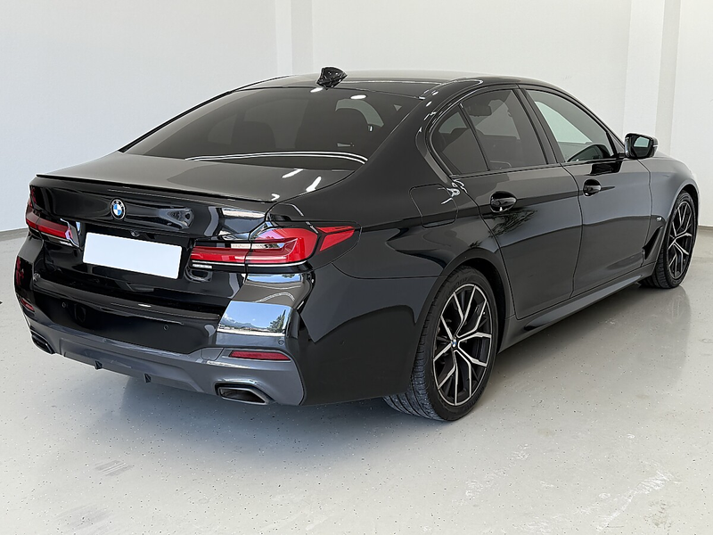 BMW 520 d xDrive 48 V Aut. — photo 8