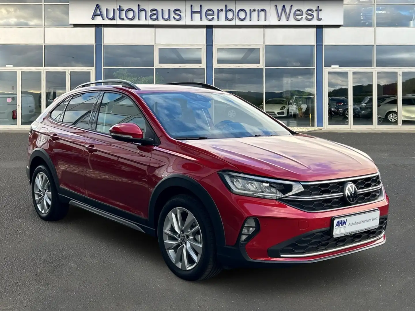 Volkswagen Taigo 1.0 TSI Life IQ Drive Paket RFK Notrad Licht+Sicht Rojo - 2