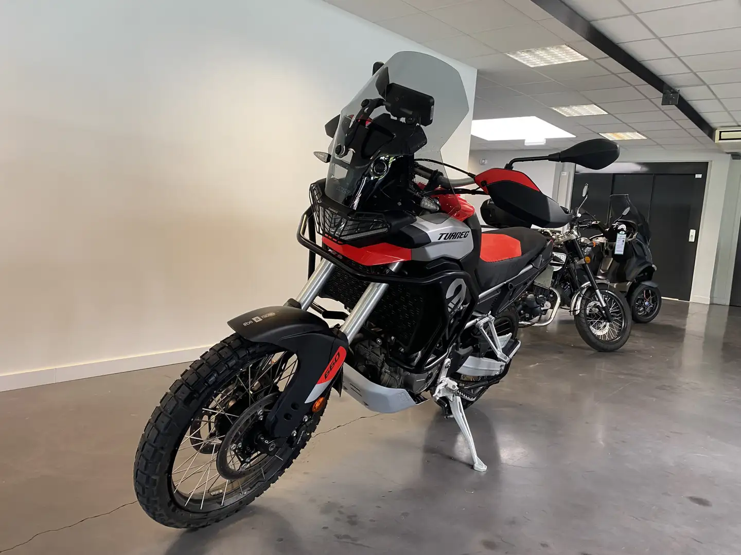 Aprilia Tuareg - 2