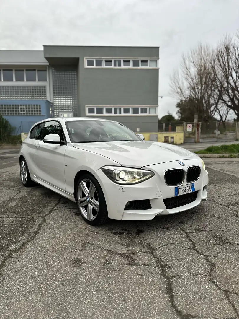 BMW 116 116d 3p Msport Biały - 1