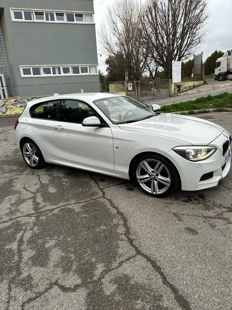 BMW 116 116d 3p Msport Biały - 2