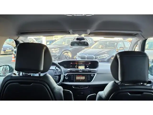 Citroen Grand C4 Spacetourer view 17