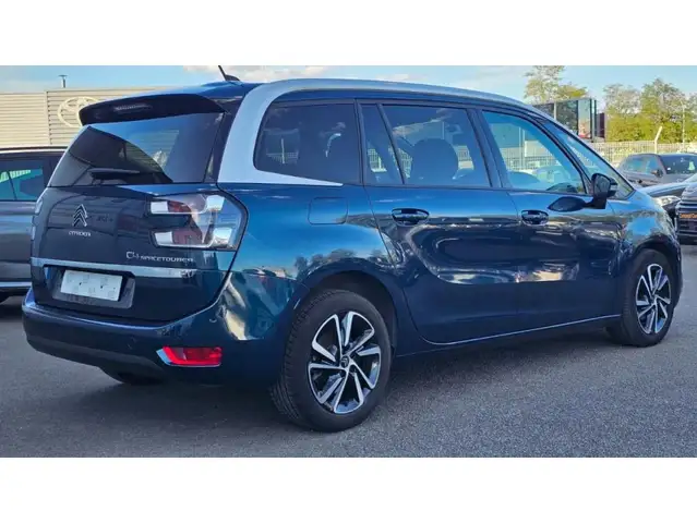 Citroen Grand C4 Spacetourer view 3