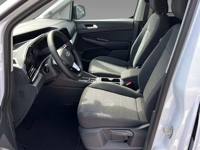 Ford Grand Tourneo Connect view 9