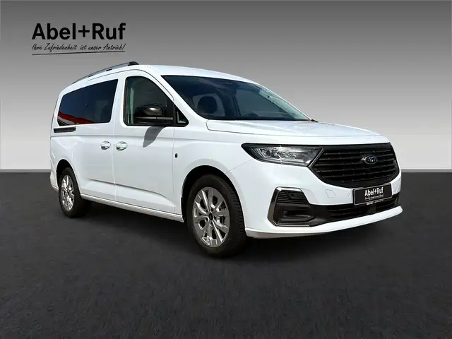 Ford Grand Tourneo Connect view 6