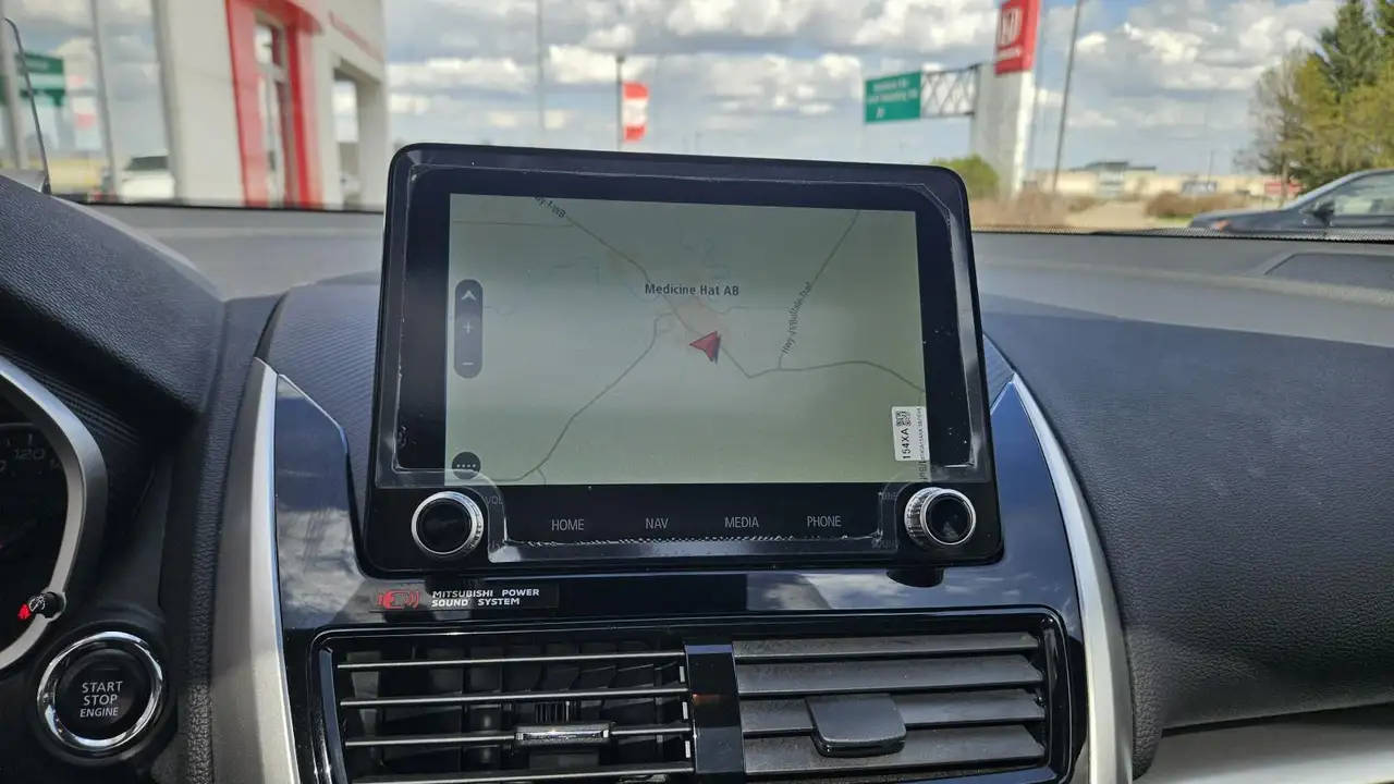 Mitsubishi Eclipse Cross снимка Mitsubishi Eclipse Cross