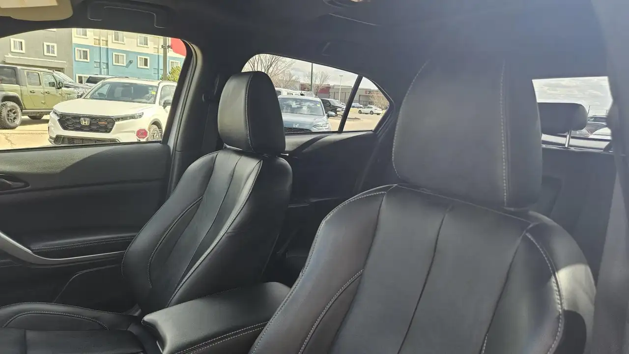 Mitsubishi Eclipse Cross снимка Mitsubishi Eclipse Cross