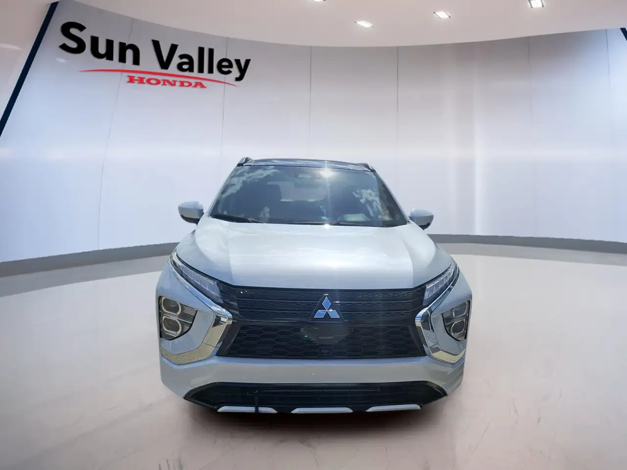 Mitsubishi Eclipse Cross снимка Mitsubishi Eclipse Cross