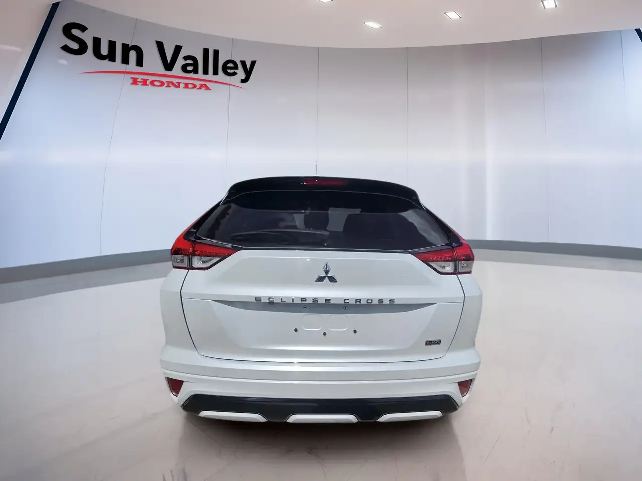 Mitsubishi Eclipse Cross снимка Mitsubishi Eclipse Cross