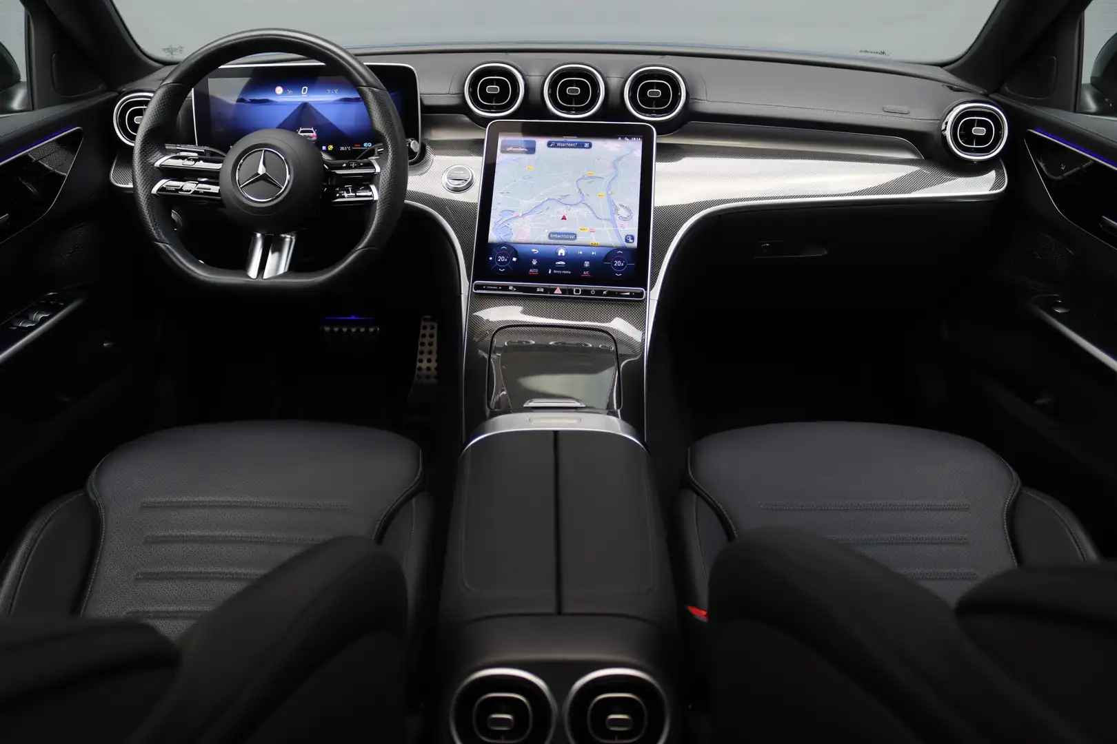 Mercedes-Benz C 180 AMG Line Aut9 | Panoramadak | Sfeerverlichting | N Blu/Azzurro - 2