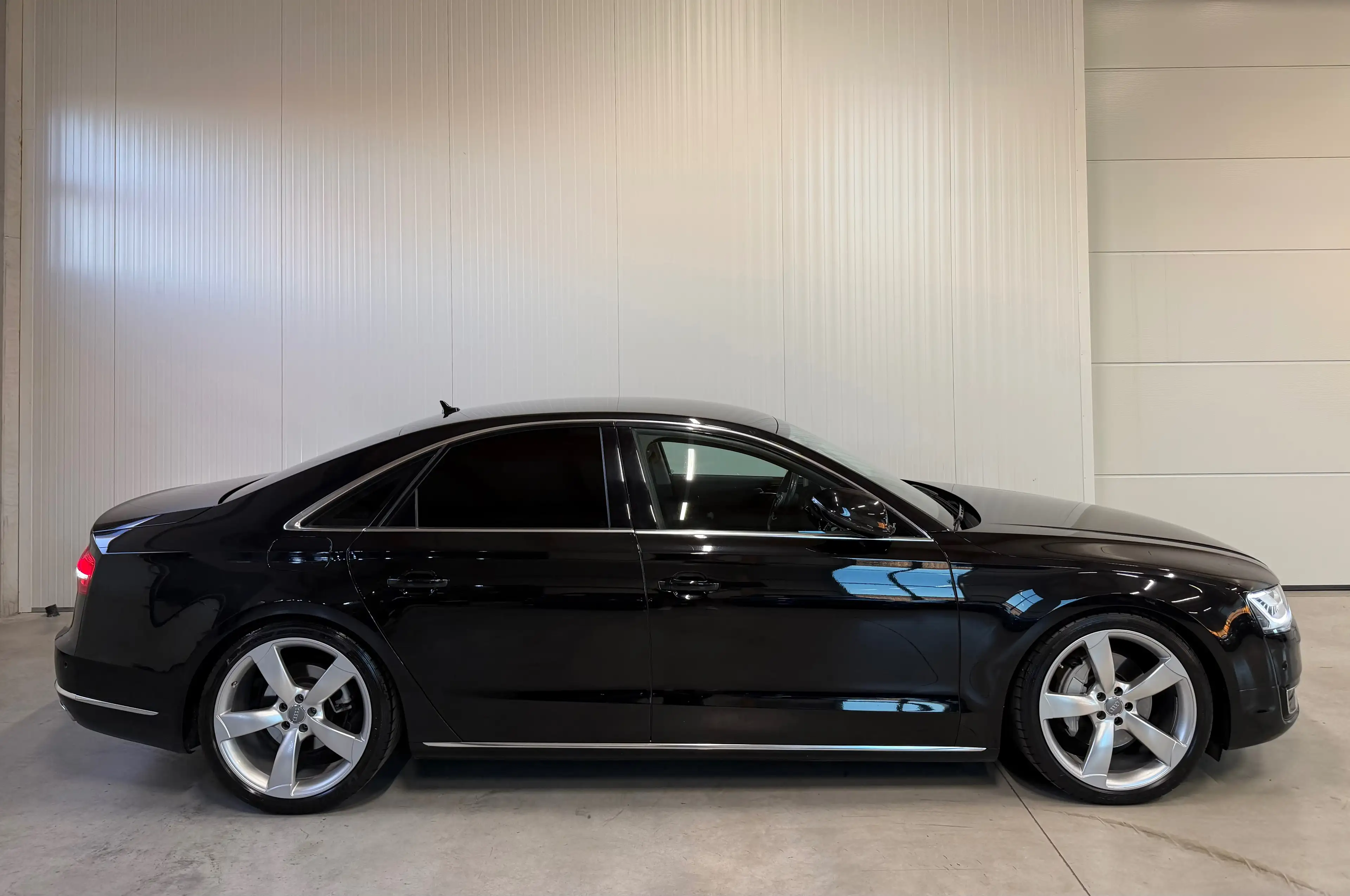 Audi A8 3.0 TDI diesel quattro *LUFT*21-ZOLL*LED-LIGHT* — photo 15