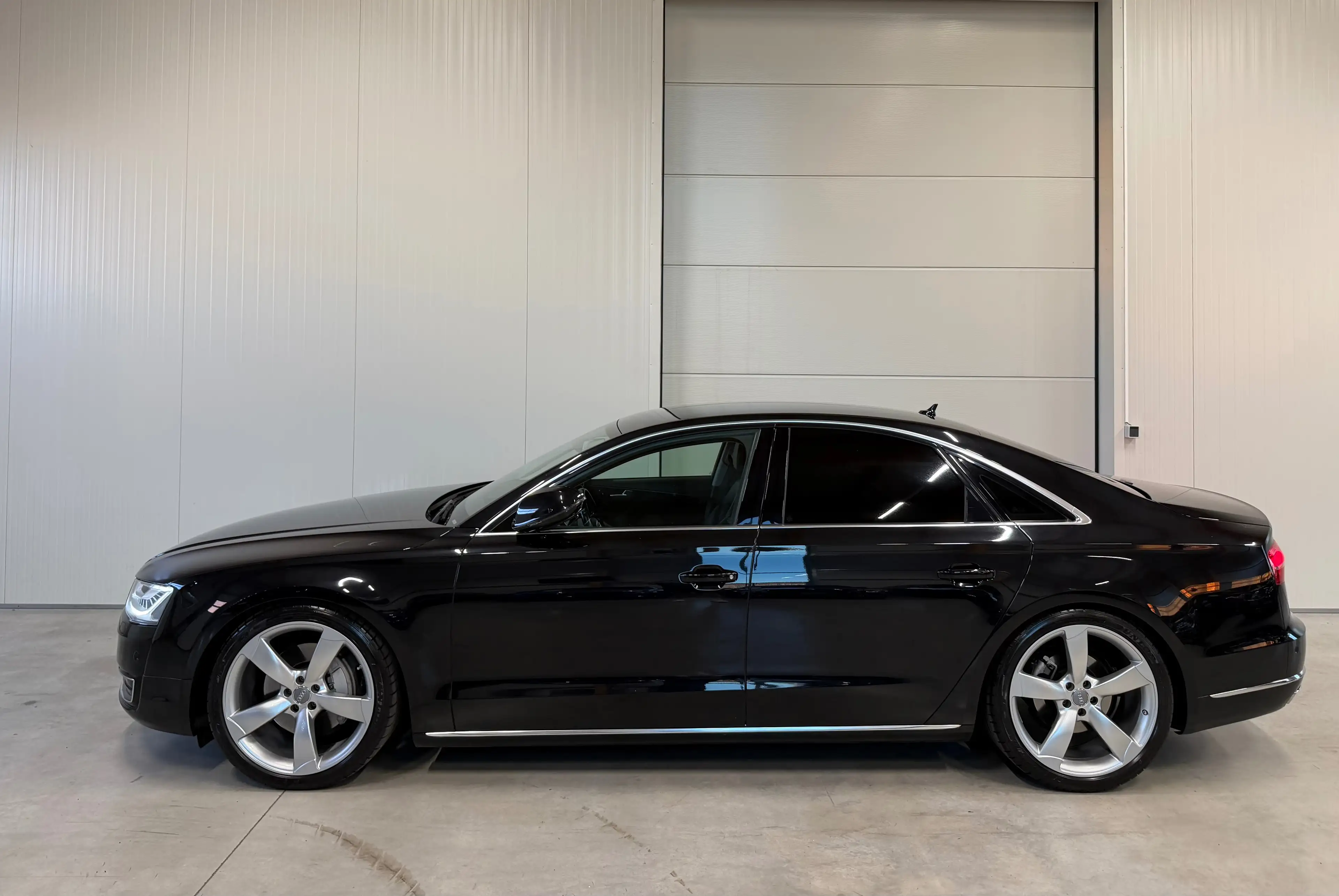 Audi A8 3.0 TDI diesel quattro *LUFT*21-ZOLL*LED-LIGHT* — photo 10