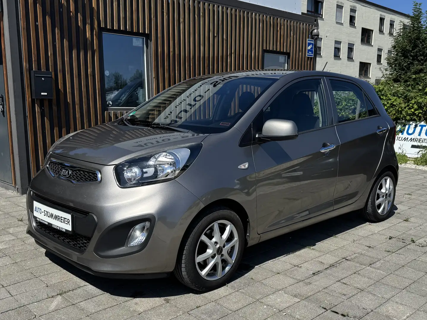 Kia Picanto TÜV + Service NEU / Klima SHZ 8fach Сірий - 1