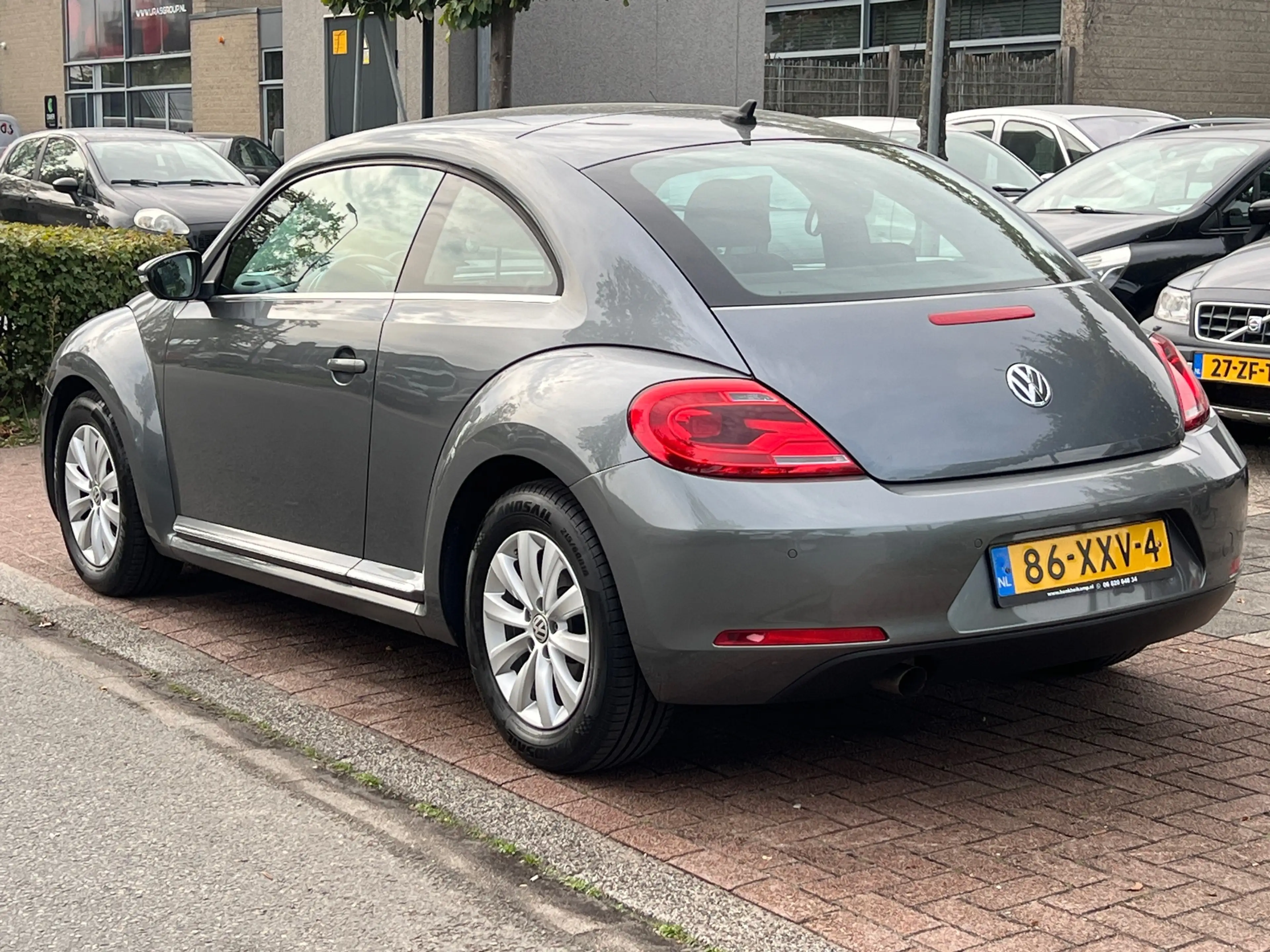 Volkswagen Beetle 1.2TSI *Navi|PDC| Nette Auto — photo 4