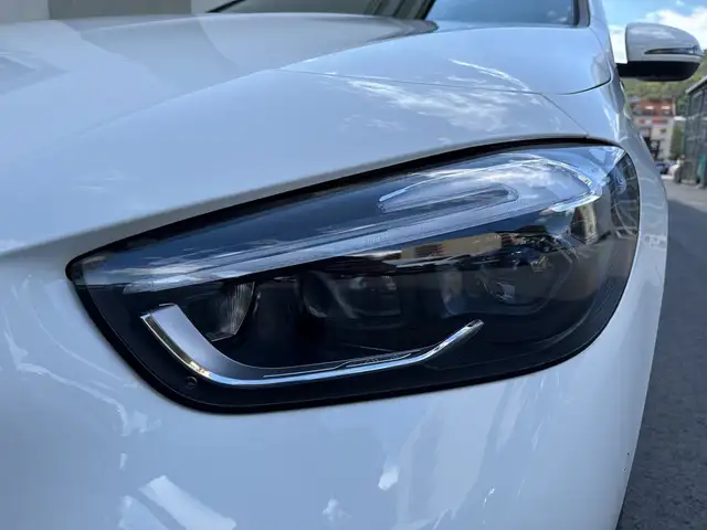 Mercedes-Benz B Class view 14