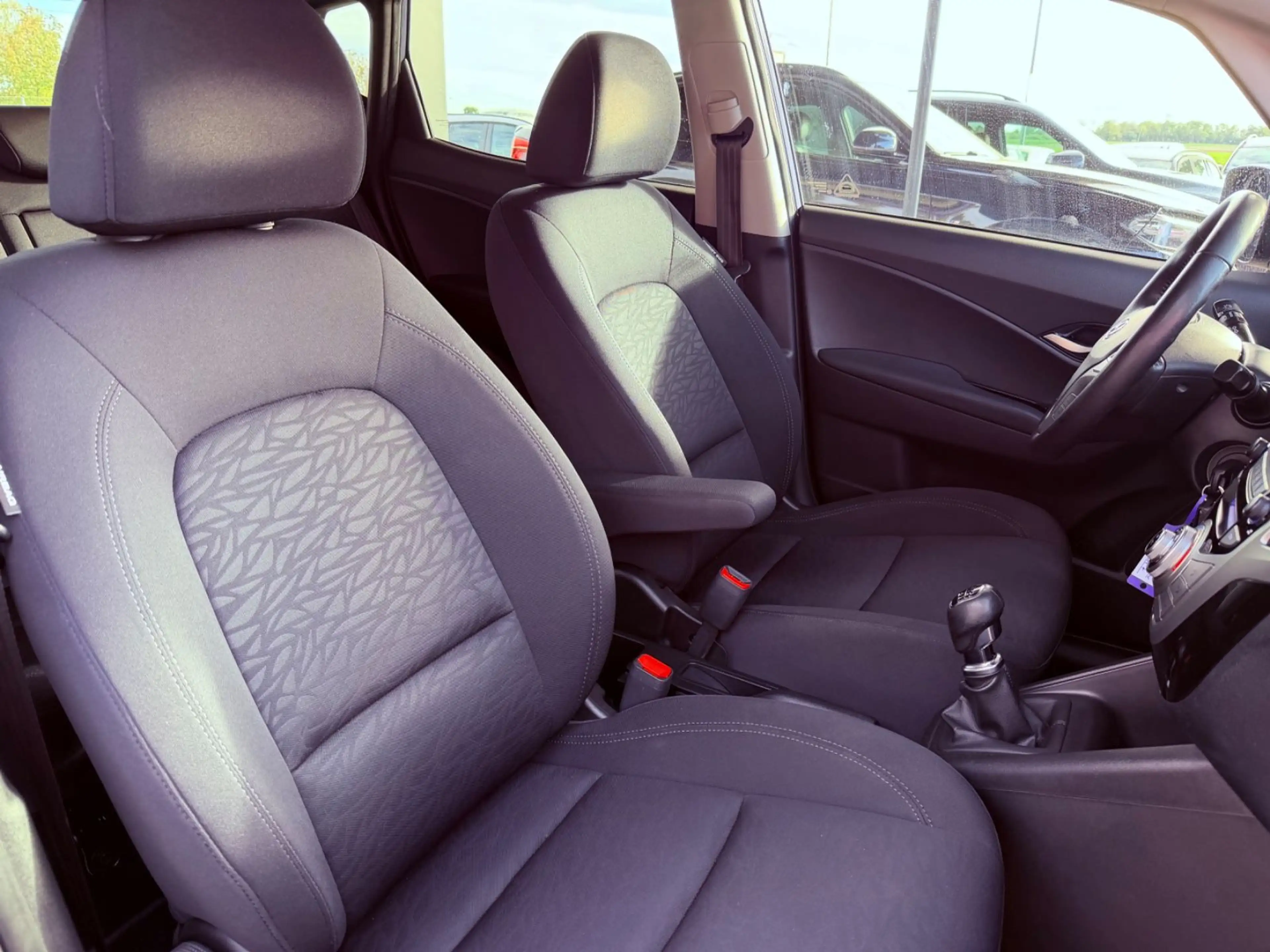 Hyundai iX20 1.6 Comfort+ "HU/AU+Service+Garantie" — photo 19